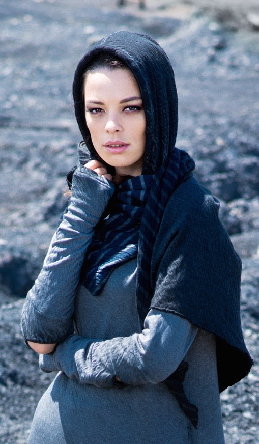 Maxi warm winter dress with shawl Maxi warm winter dress with shawl